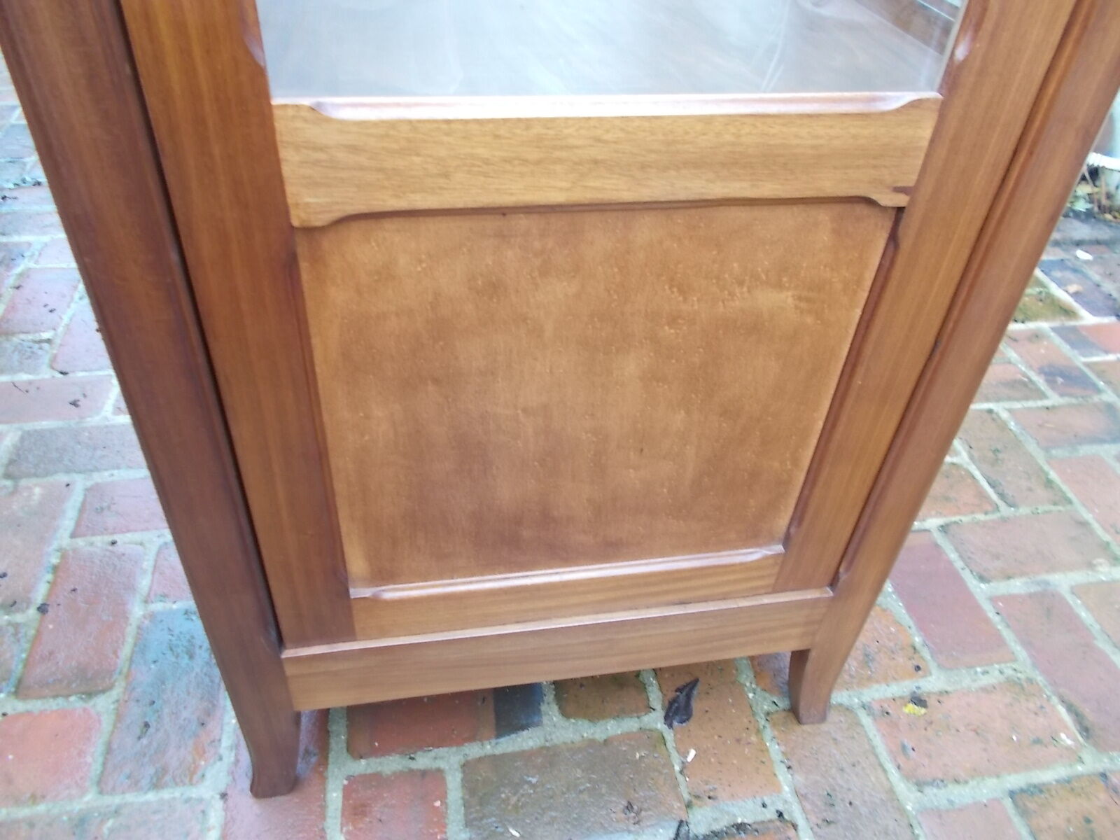 Mahogany showcase