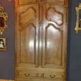 Louis XV period oak cabinet 1.57 x 2.53 m