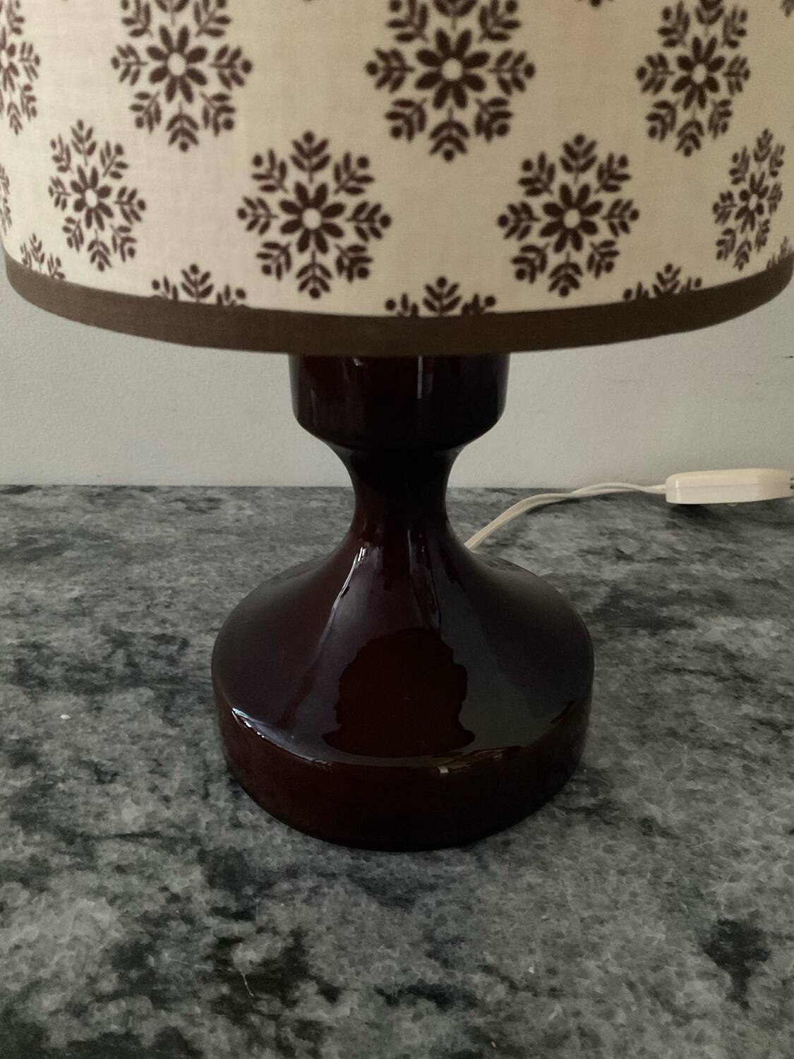 Vintage ceramic lamp from the 1970s.