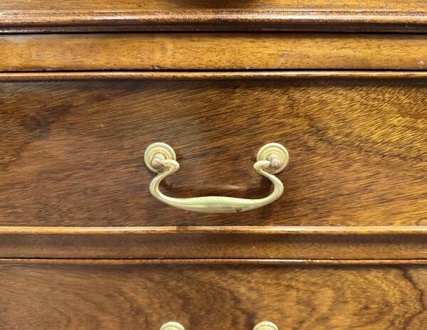 Bureau anglais classique avec chaise de bureau