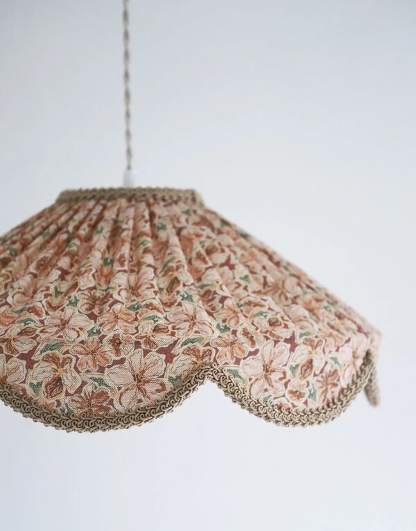 Suspension forme florale imprimé Cosette ''fleurs de provence