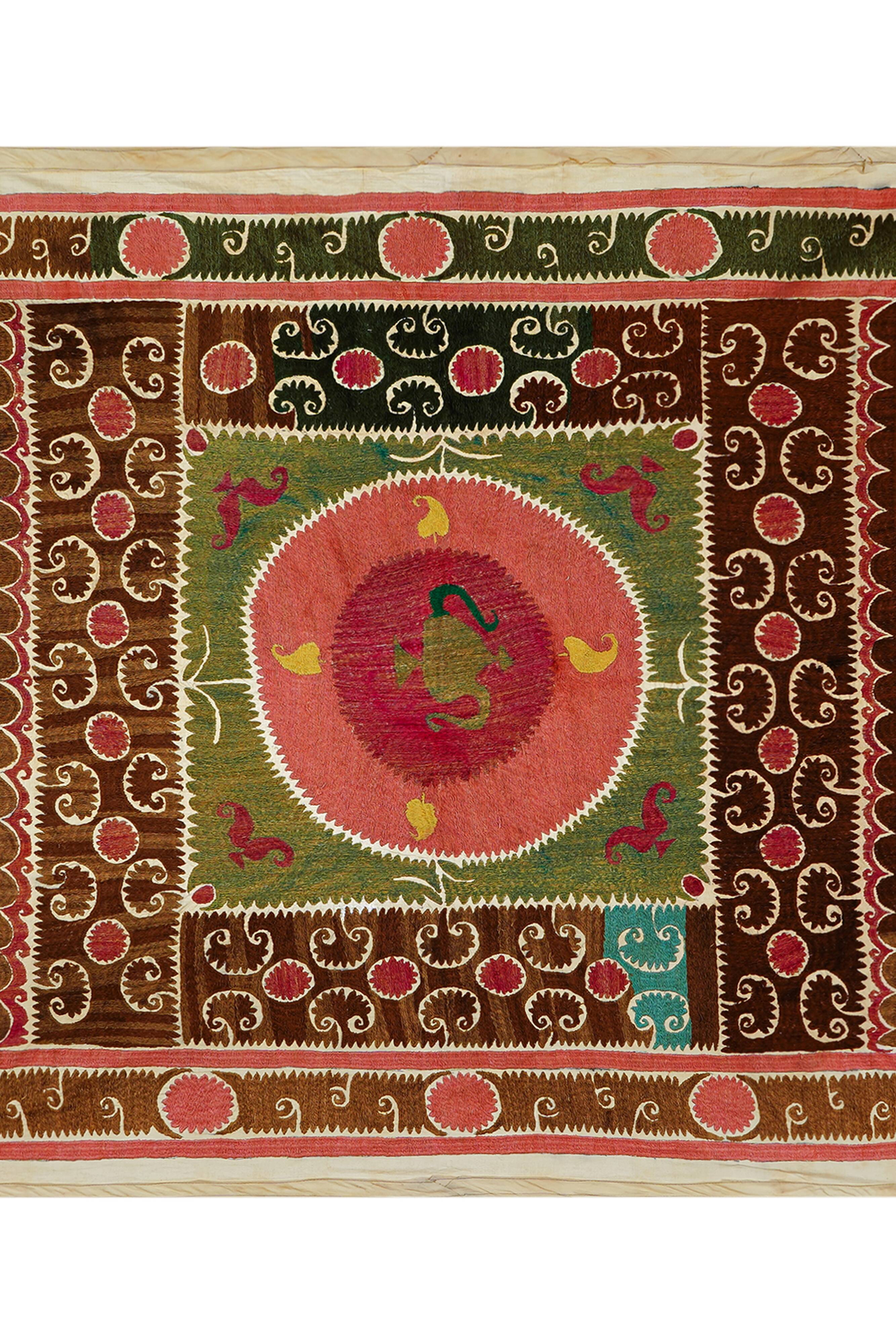 Tapis turc vintage noué à la main 117x139 cm