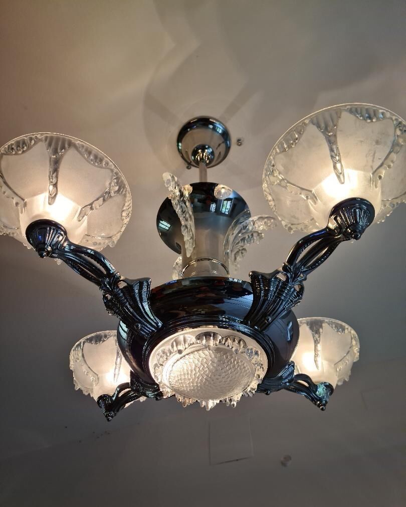 Ezan art deco chandelier with 4 arms of light