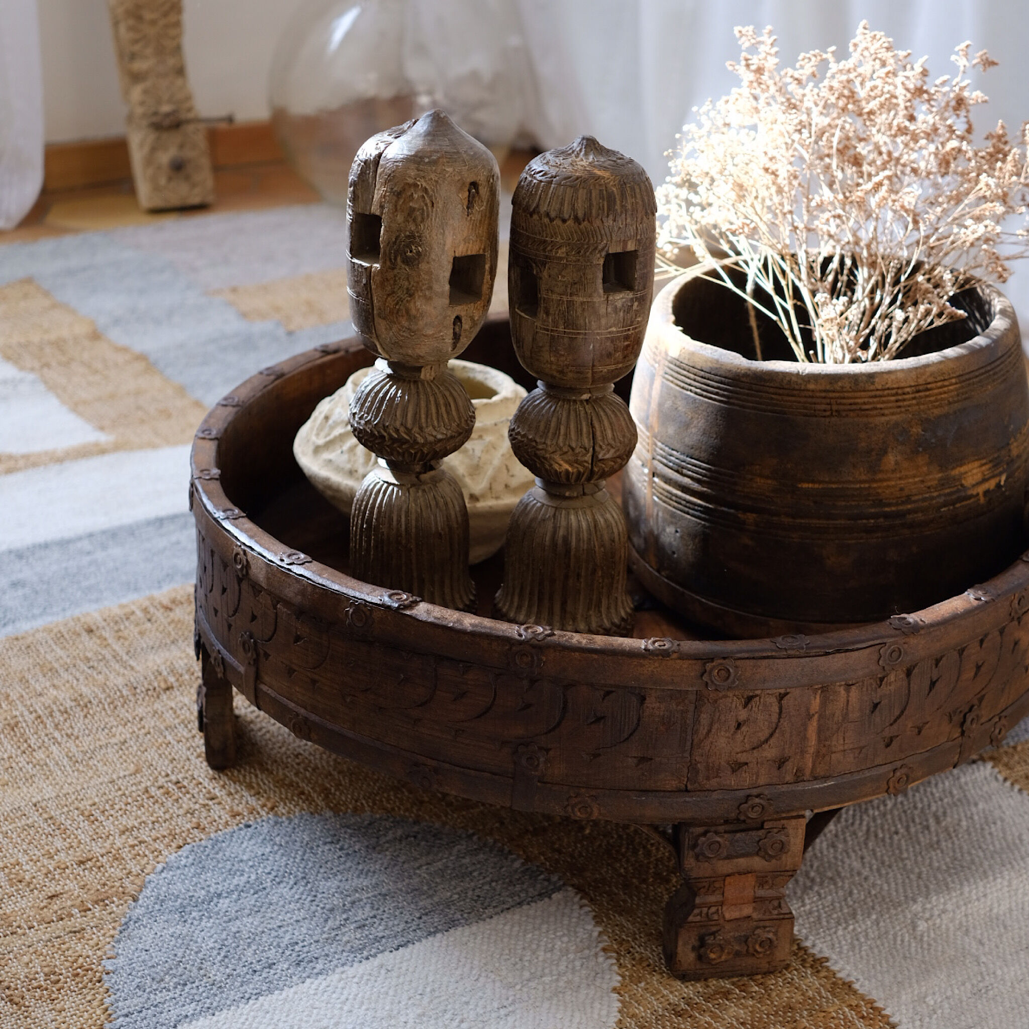 Chakki old coffee table