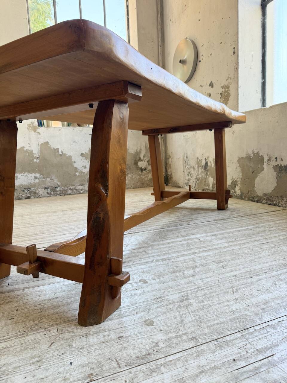 Aranjou farmhouse table in blond elm, 1950s