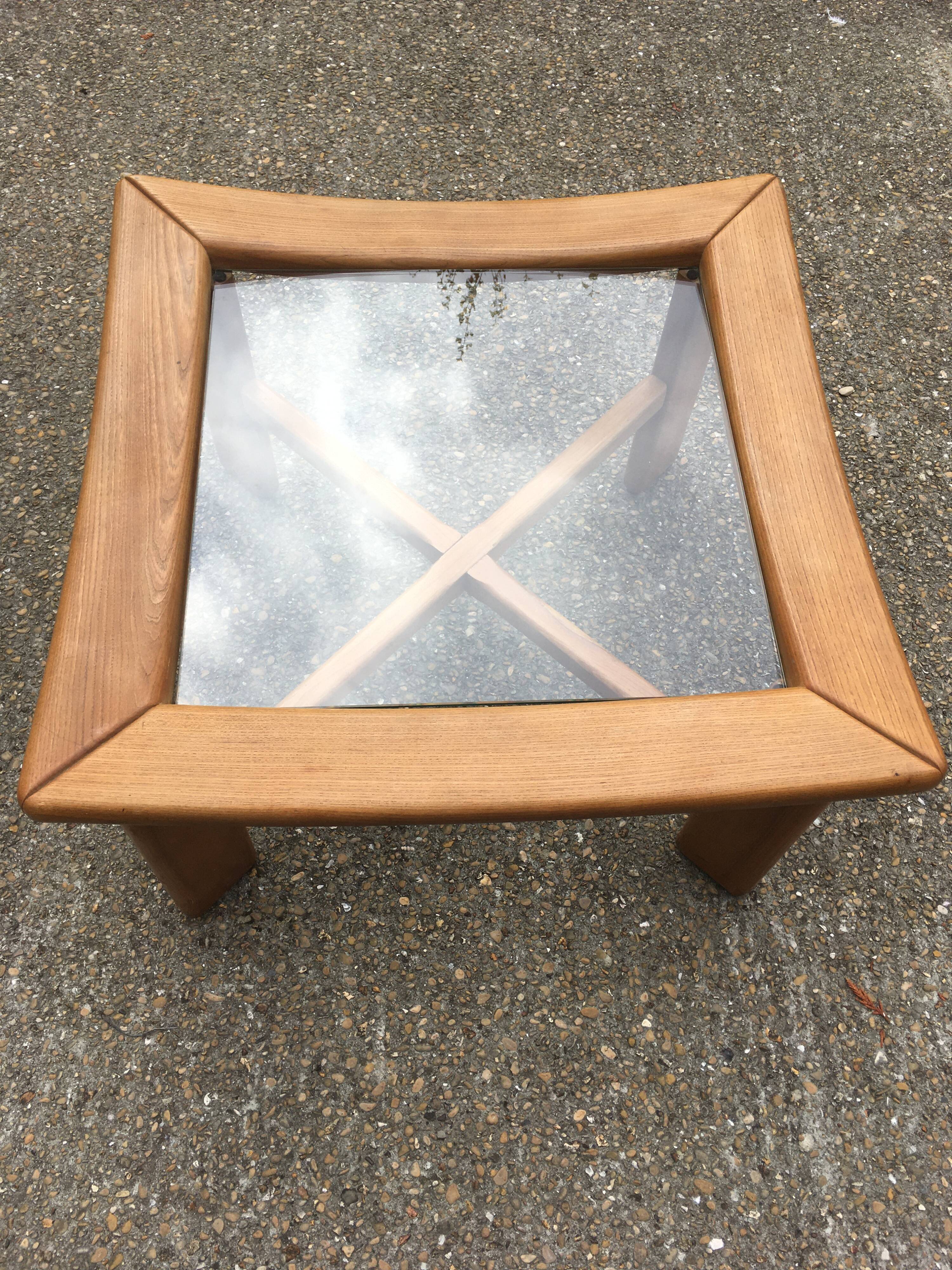 Gondola design coffee table