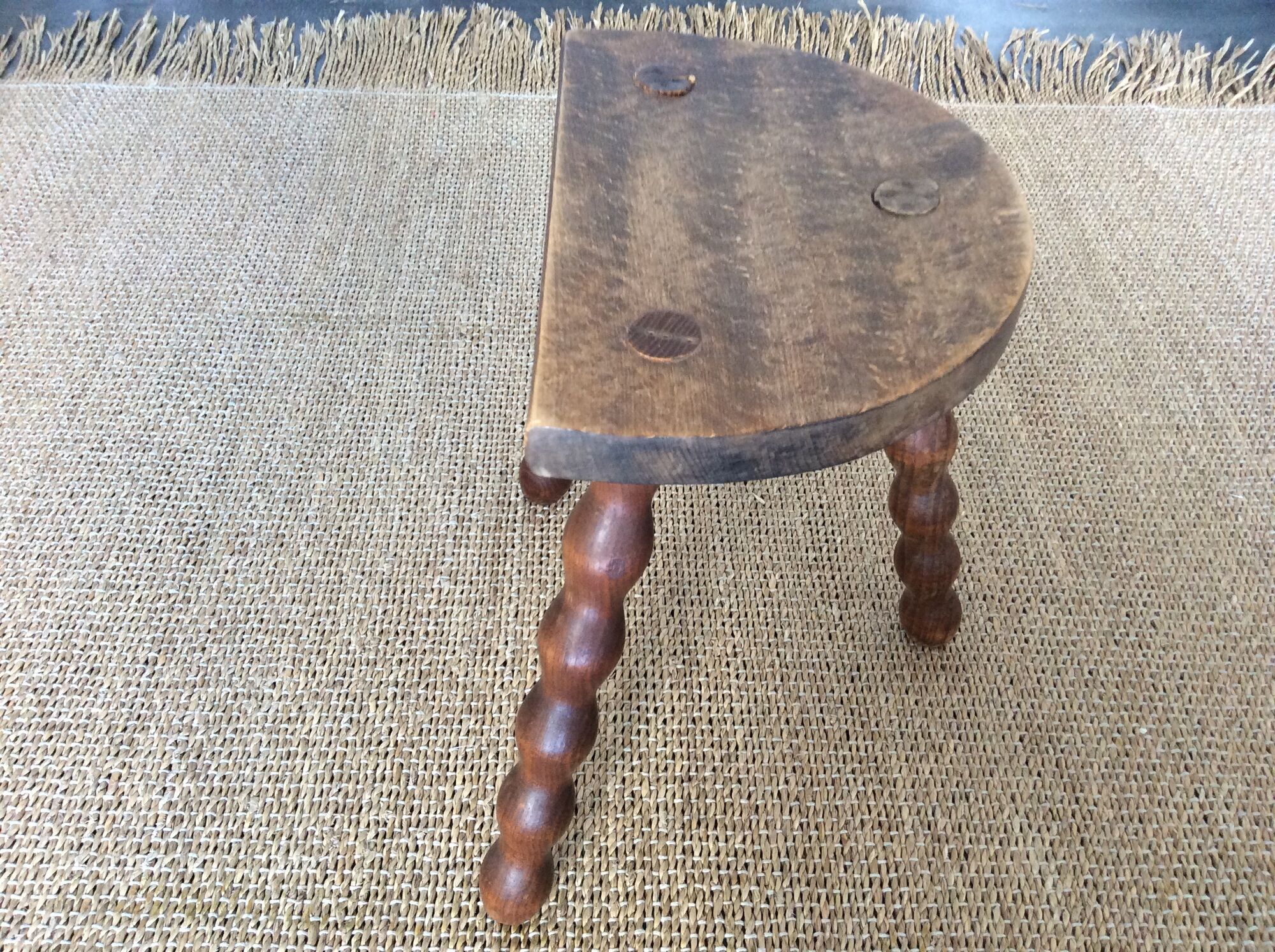 Tripod stool
