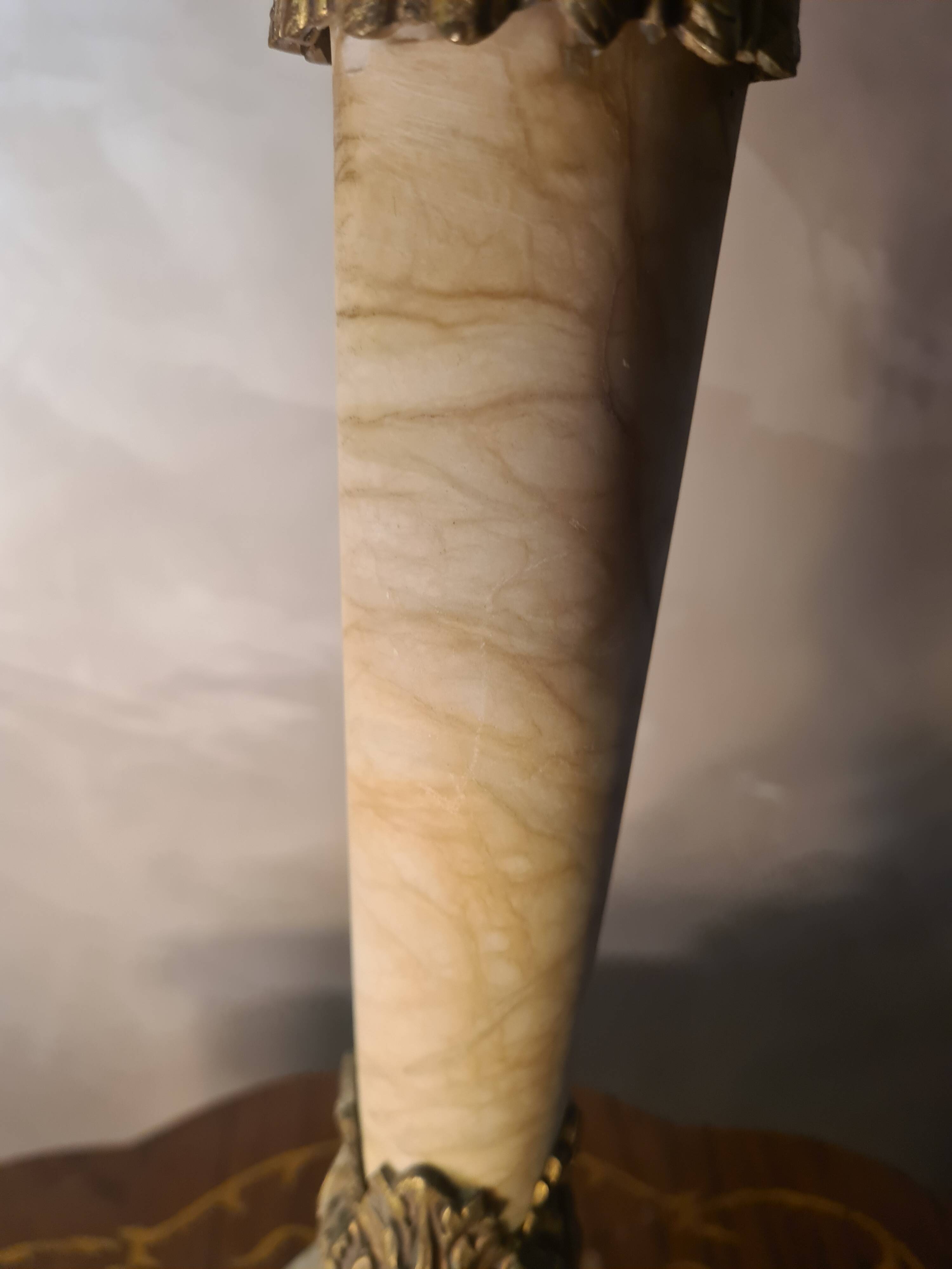 Empire lamp in bronze and marble, large size 70x43, 6kg, and a superb lampshade.