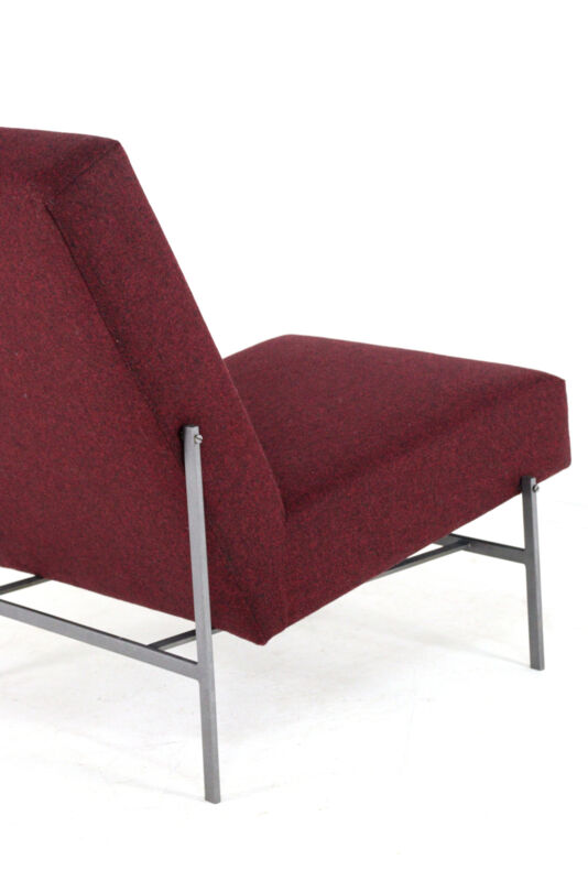Mid Century Modern Designer minimalist easy chair 'Velp'