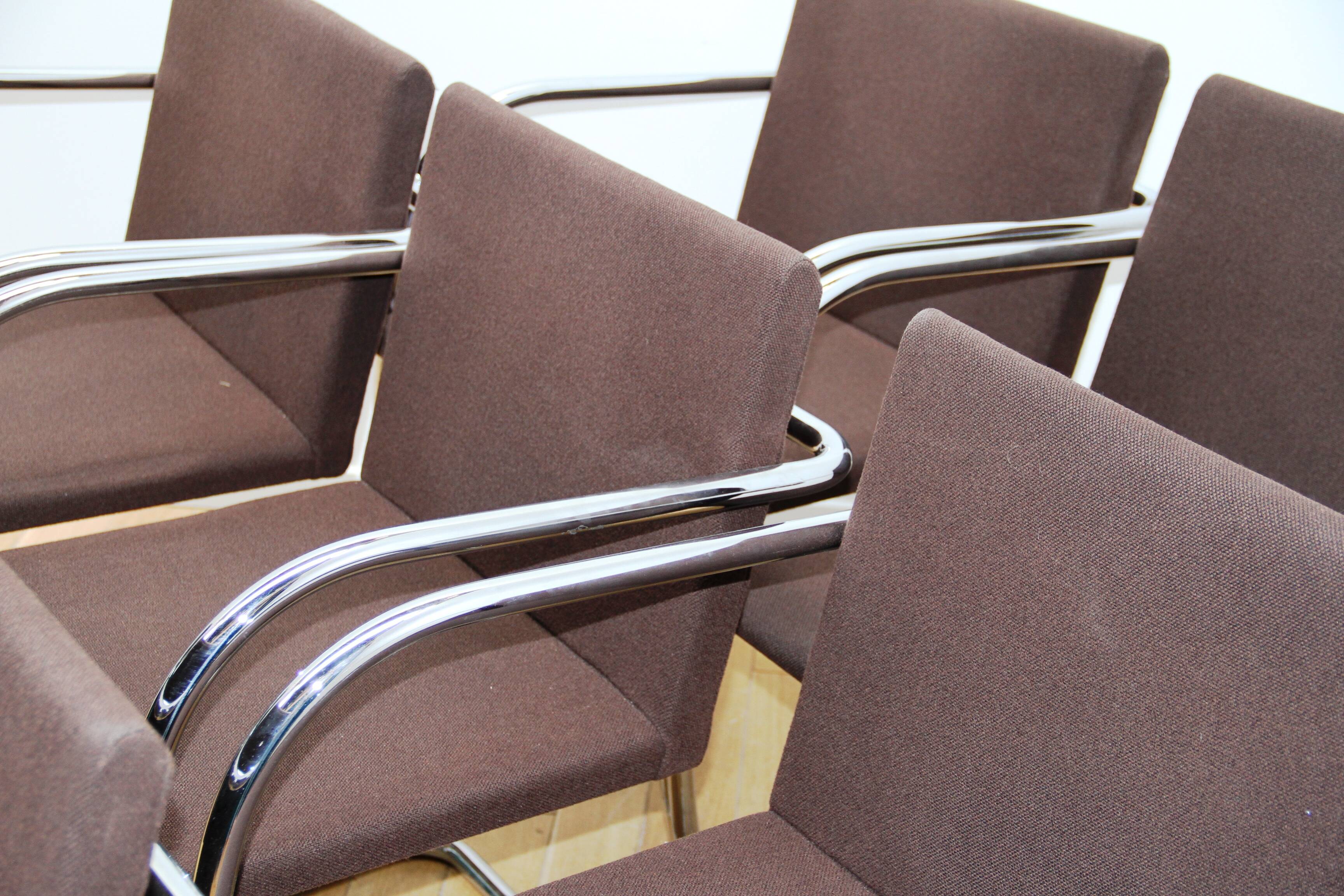 Suite of 8 BRNO 2 office armchairs, Knoll