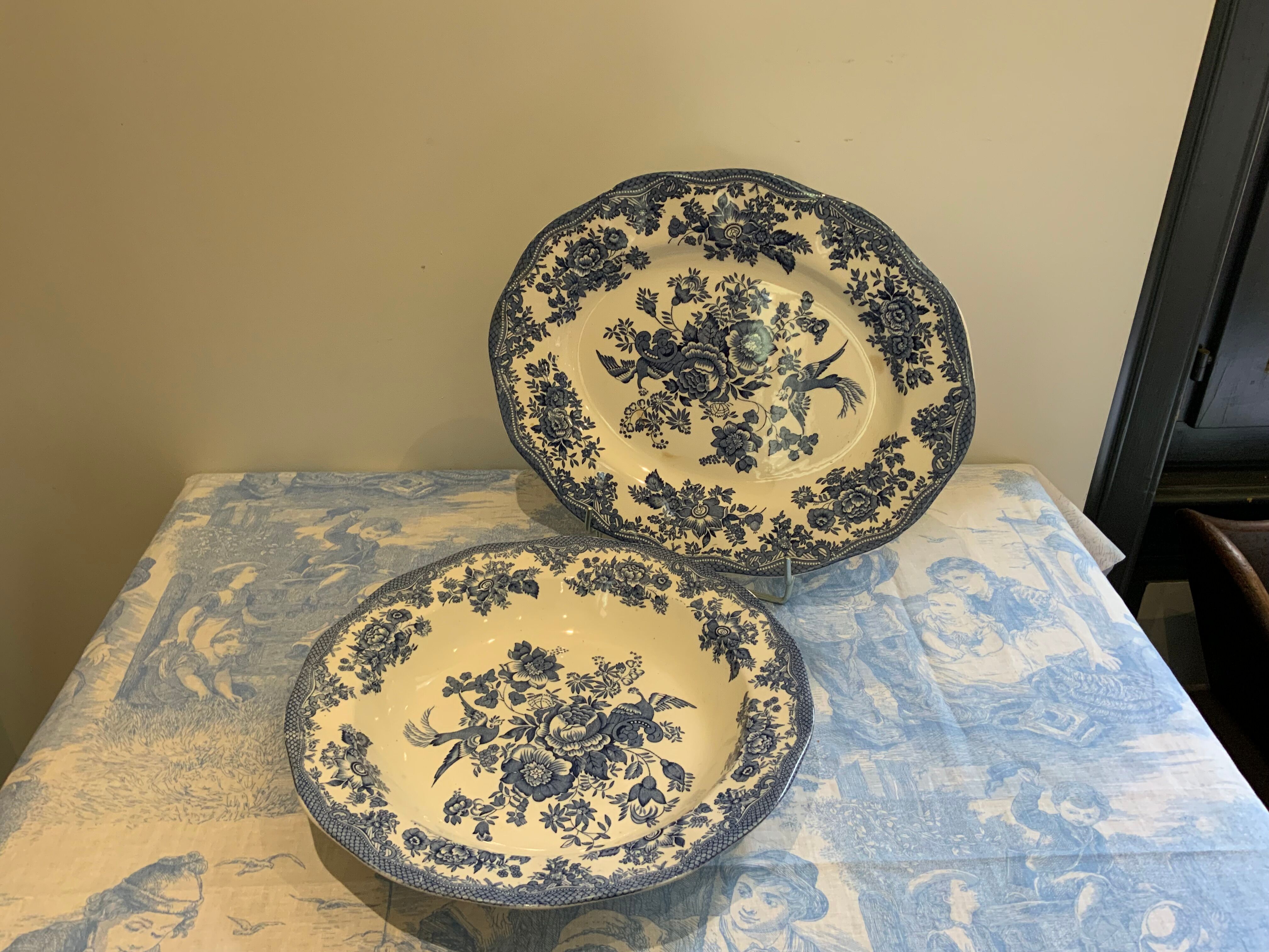 Service Enoch Wedgwood 54 pieces
