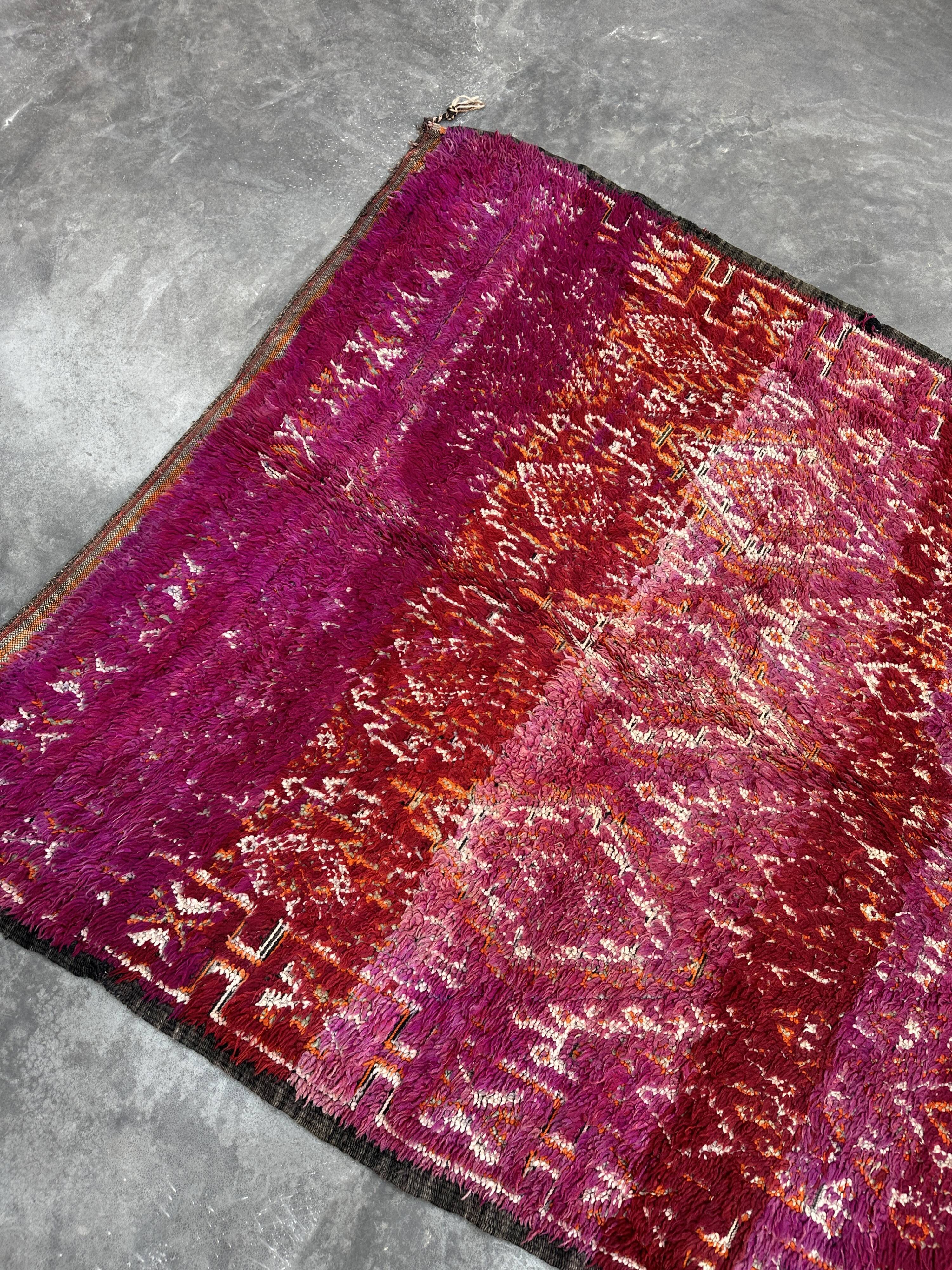 Moroccan rug - 198 x 314 cm