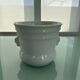 White porcelain cache-pot