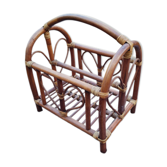 Vintage rattan magazine door