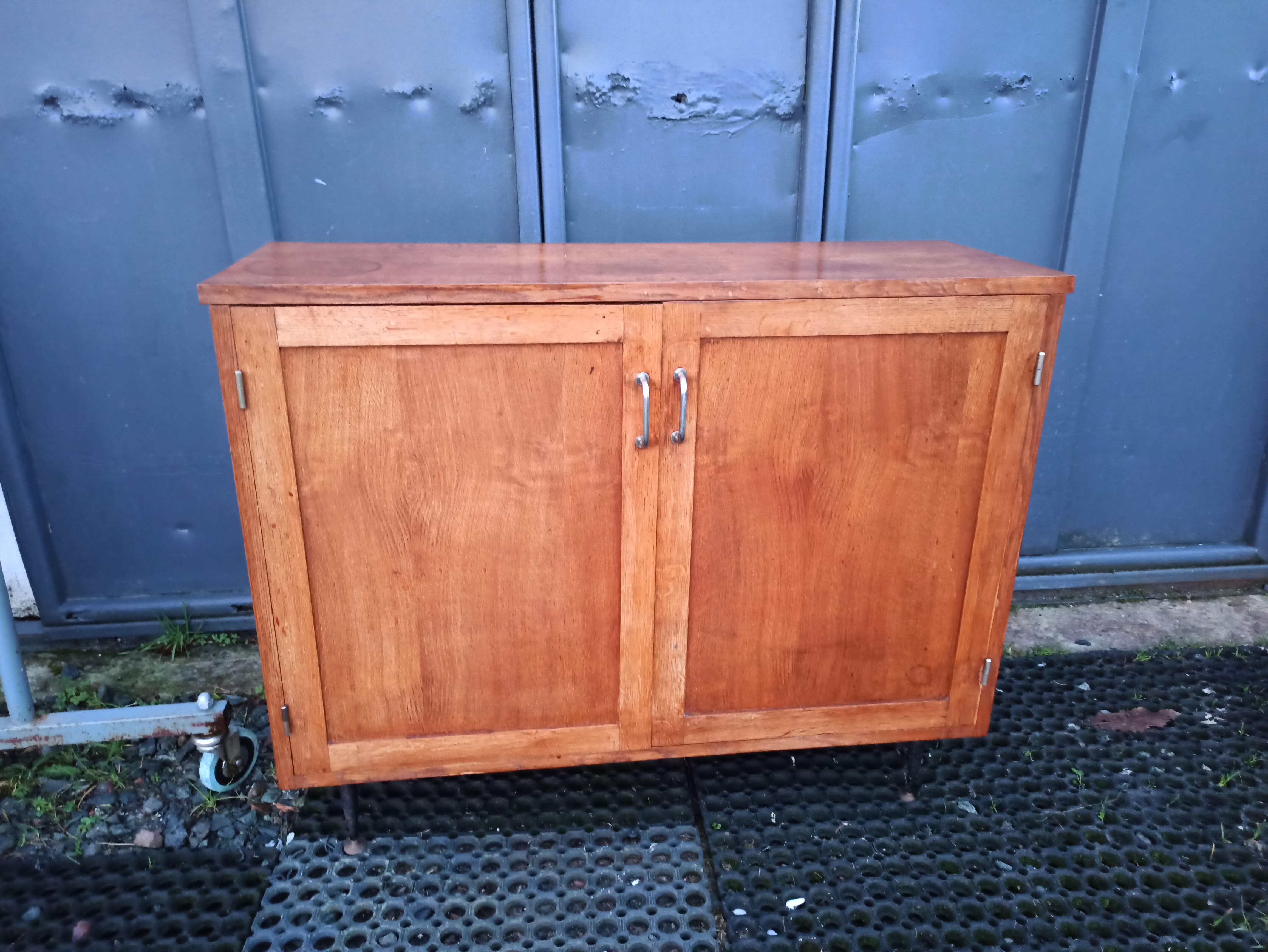 Low storage sideboard 2 doors iron base year 50 60
