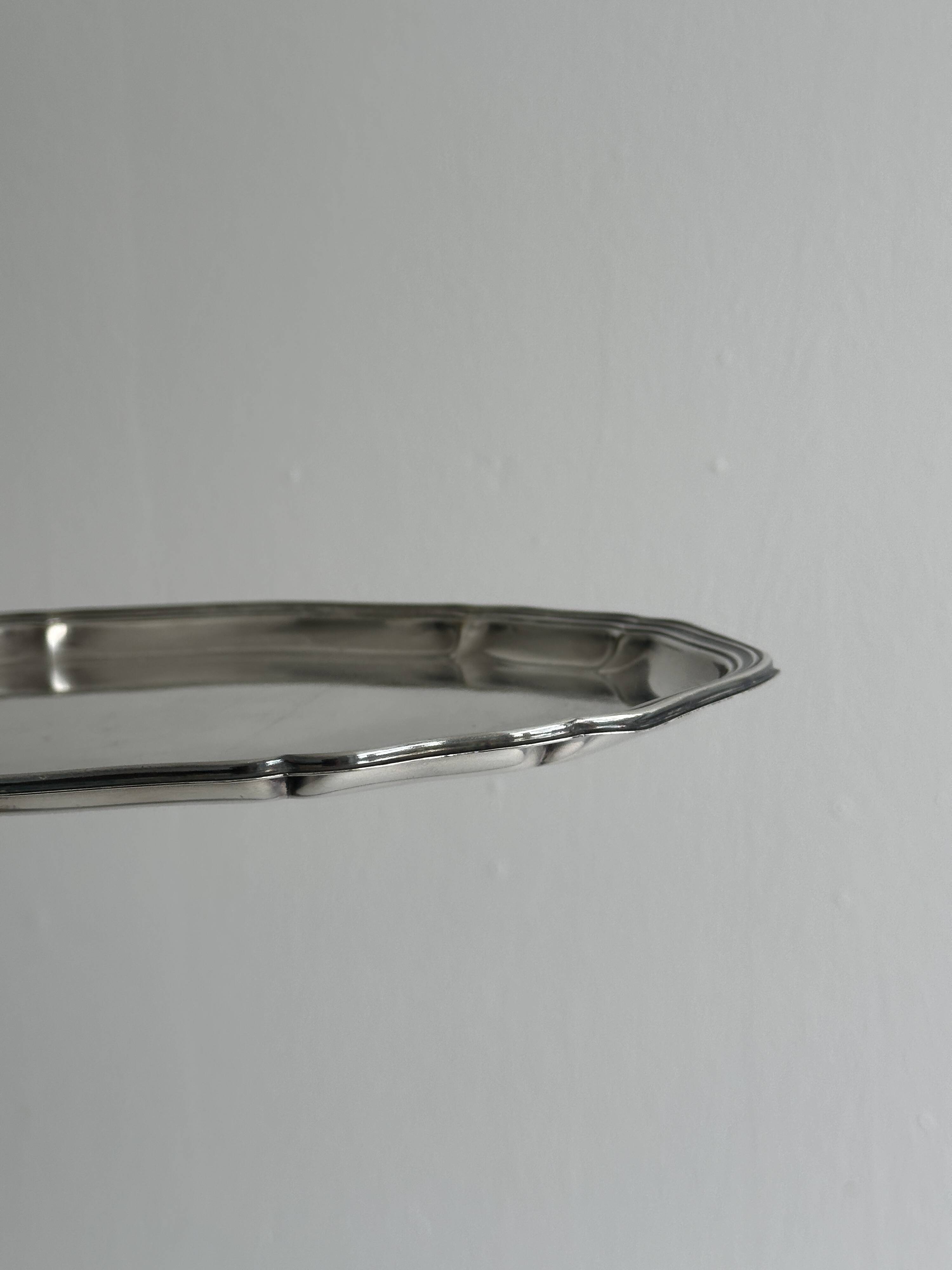 Small vintage silver-coloured metal tray.
