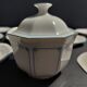 Série de dix tasses à café et sucrier en porcelaine Schirnding Bavaria XXème