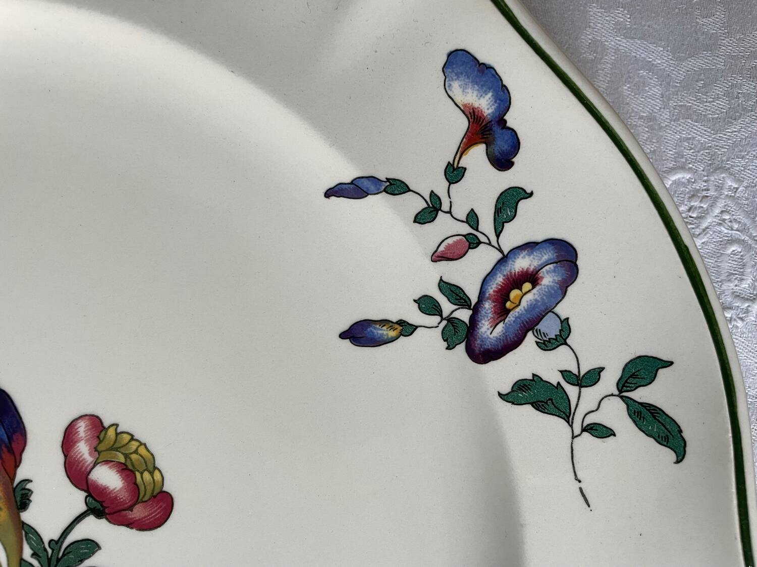 Paire de plats ronds Villeroy & Boch Mettlach Vieux Strasbourg