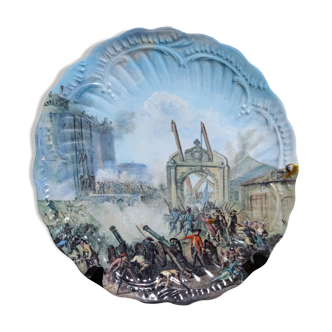 Assiette décorative "Prise de la Bastille" en porcelaine de Limoges