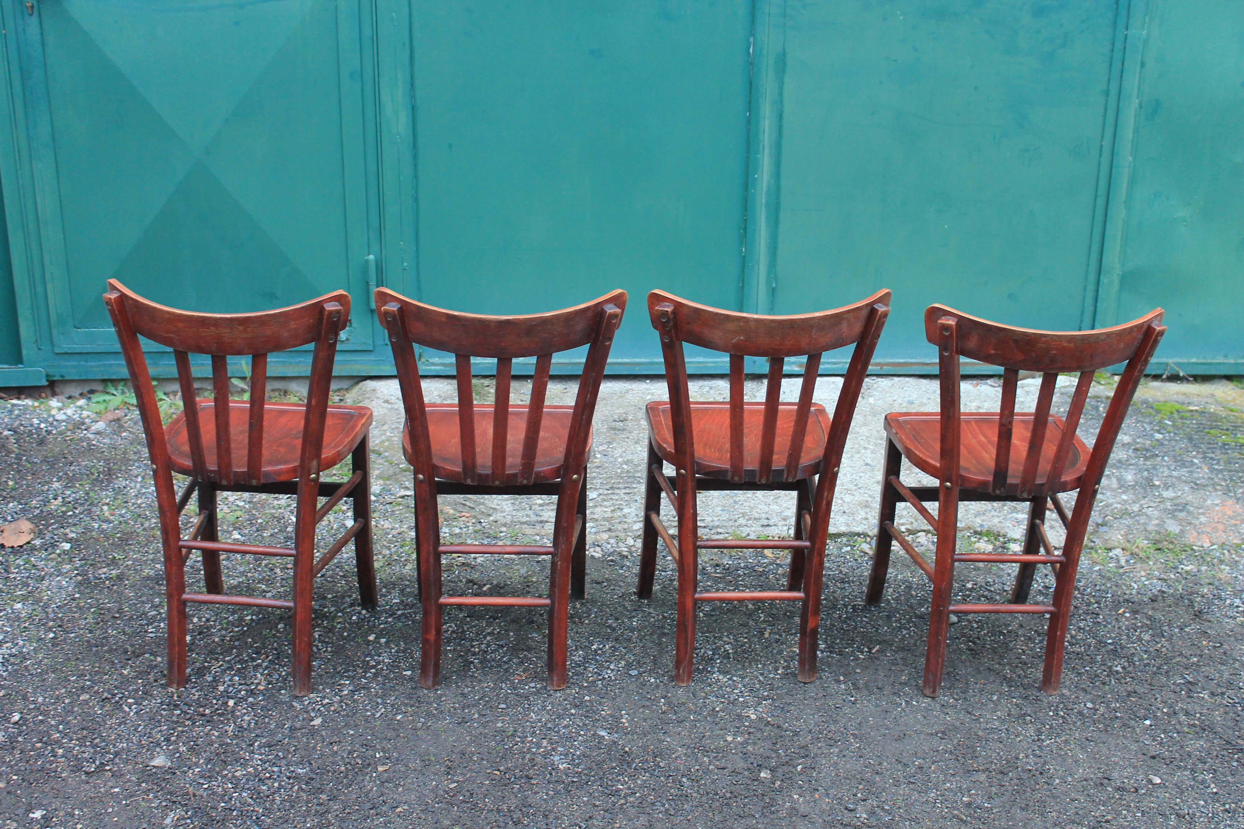 Lot of 8 bistro chairs