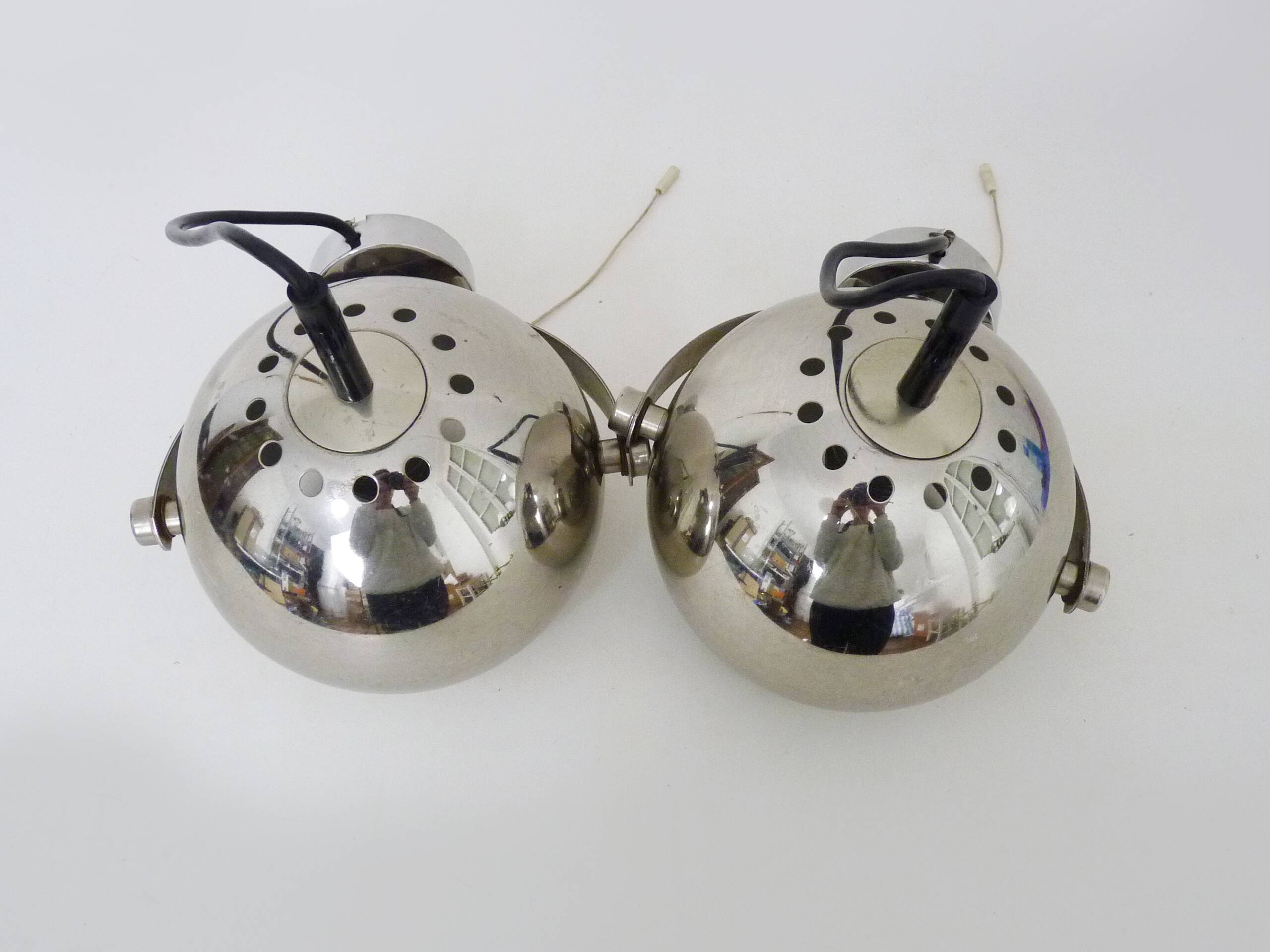 Pair of tilting eyeball chrome wall lights. Diameter 20cm - 7.87"