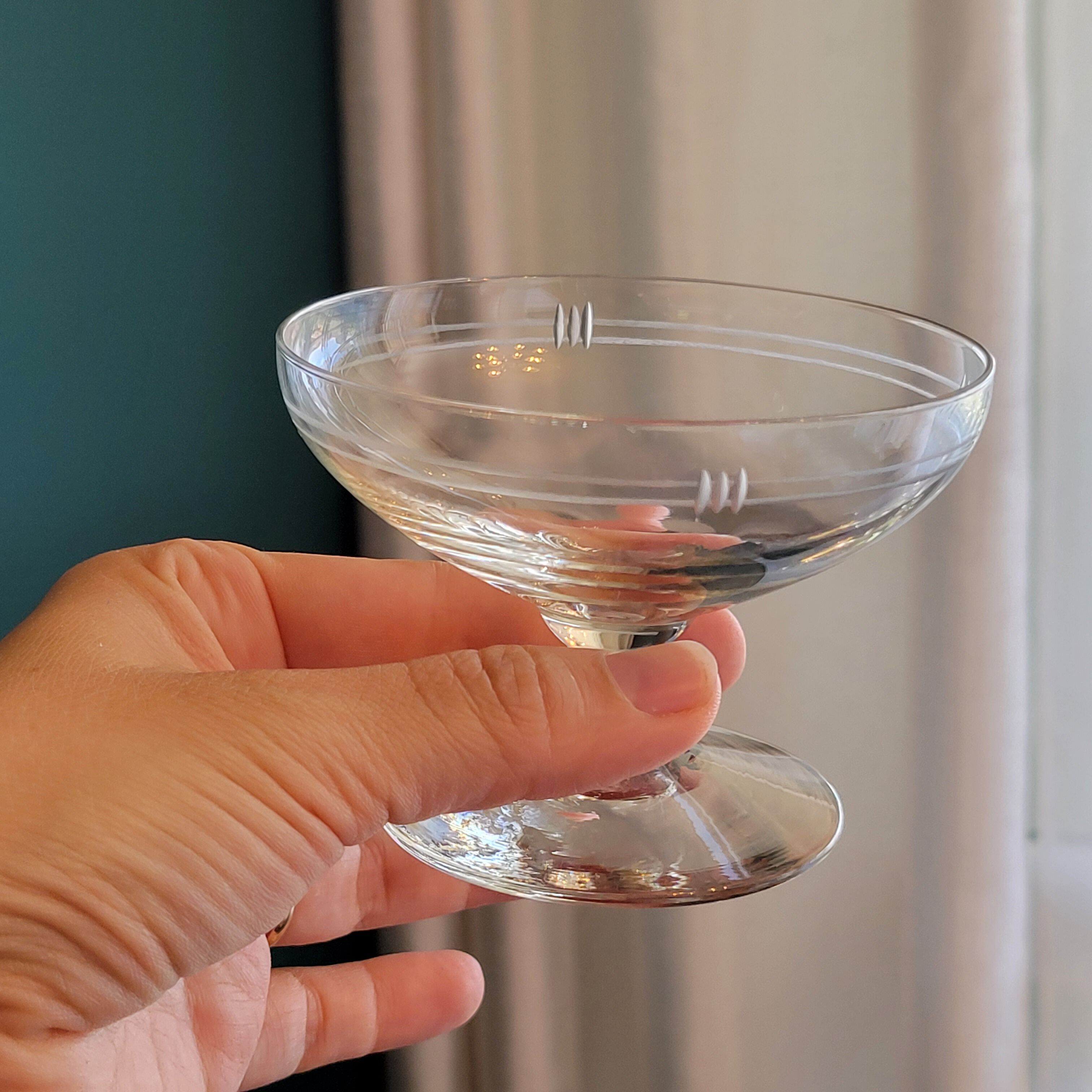 6 coupes à champagne en verre taillé vintage