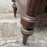 Petite commode en acajou de style Louis XVI, d’époque XXeme