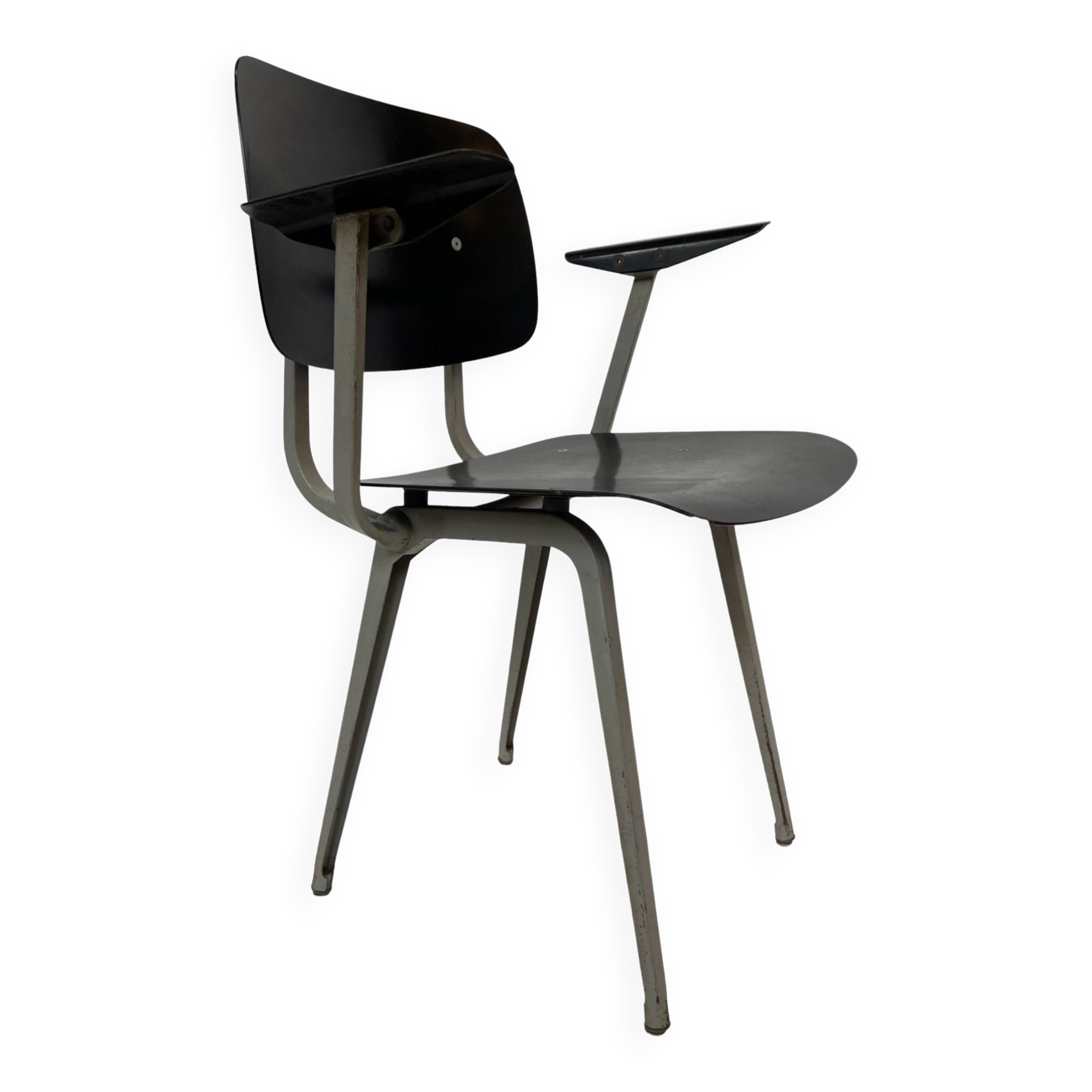 Friso Kramer Revolt arm chair for Ahrend de Cirkel 1953