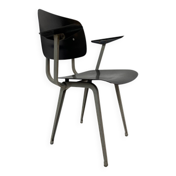 Friso Kramer Revolt arm chair for Ahrend de Cirkel 1953