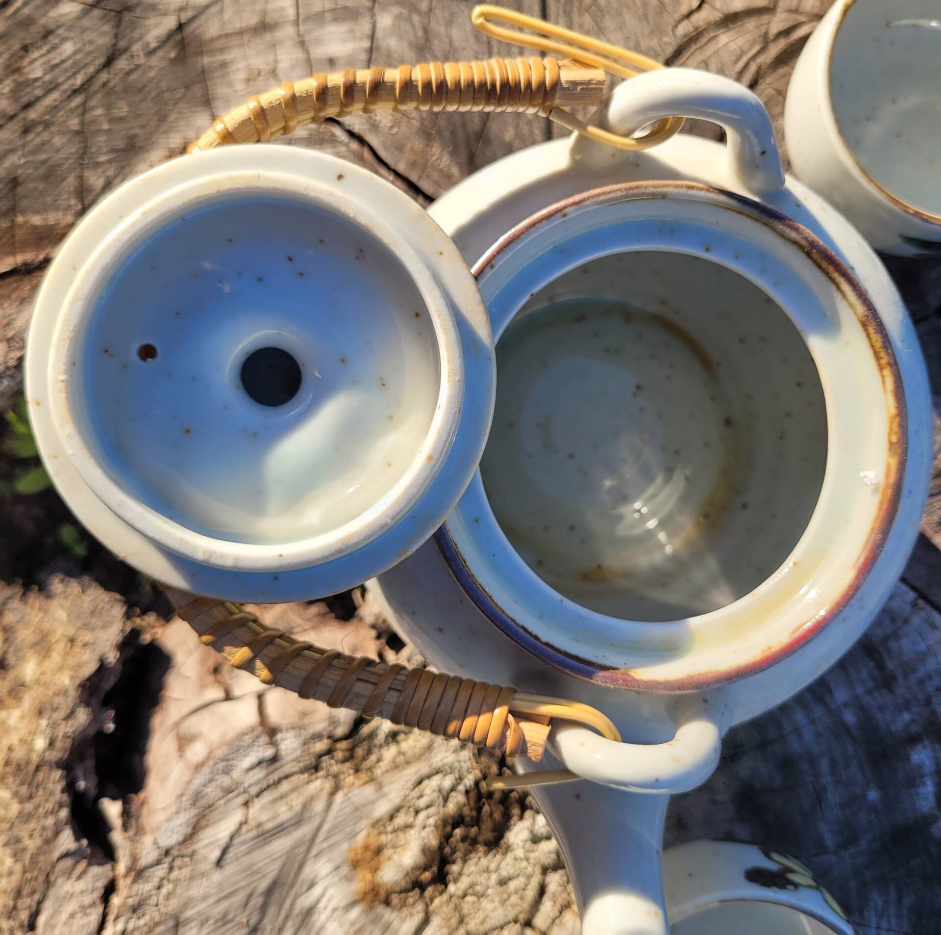 Japanese tea service in stoneware, possibly Otagiri.