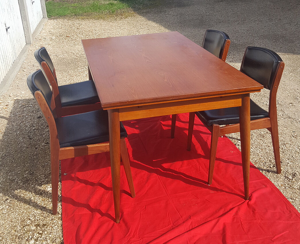Scandinavian table in teak, built-in extensions, 1960