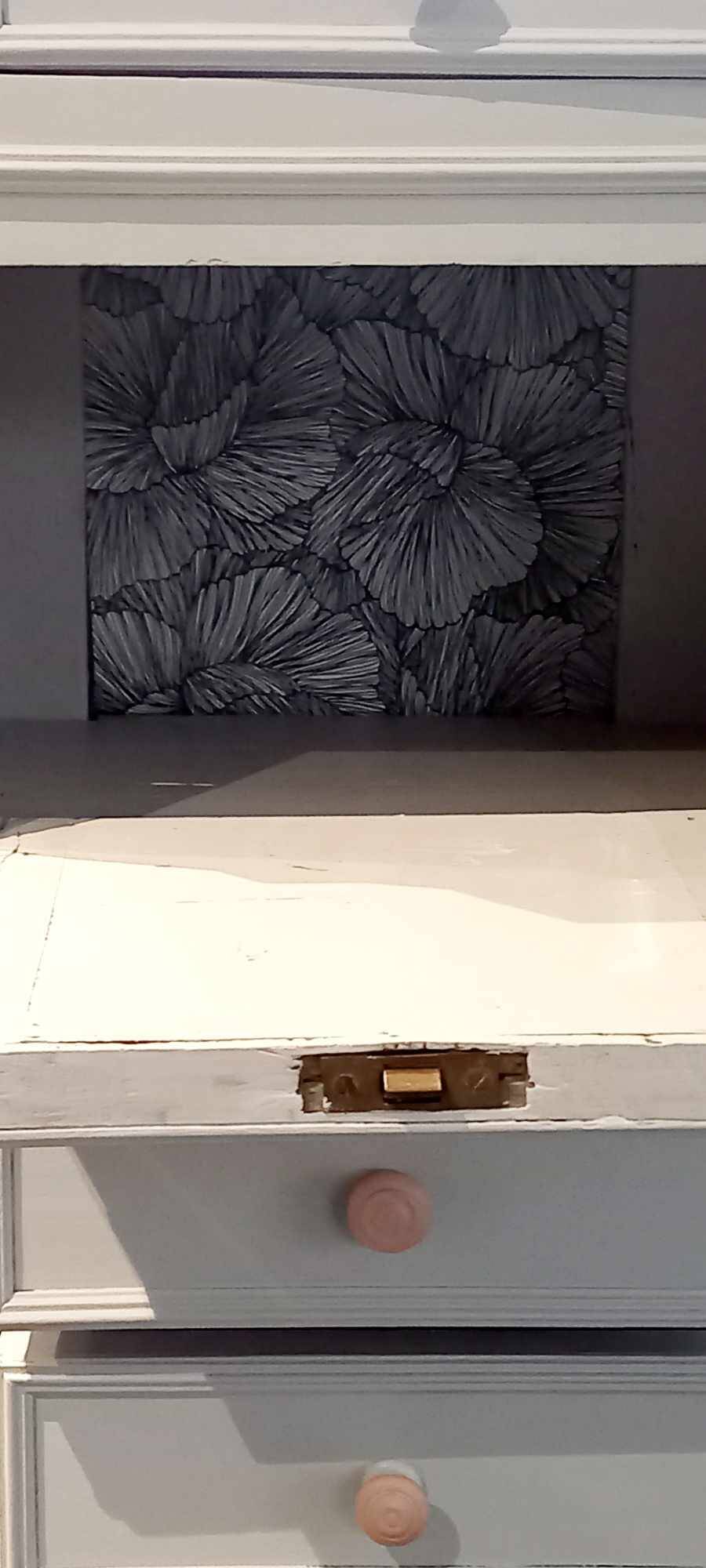 Old chest of drawers