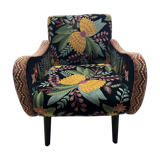 Fauteuil en velours noir brodé et pieds en manguier massif noir