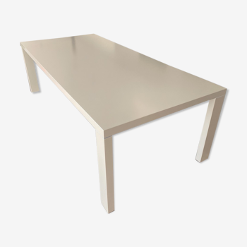 Table contours Ligne Roset