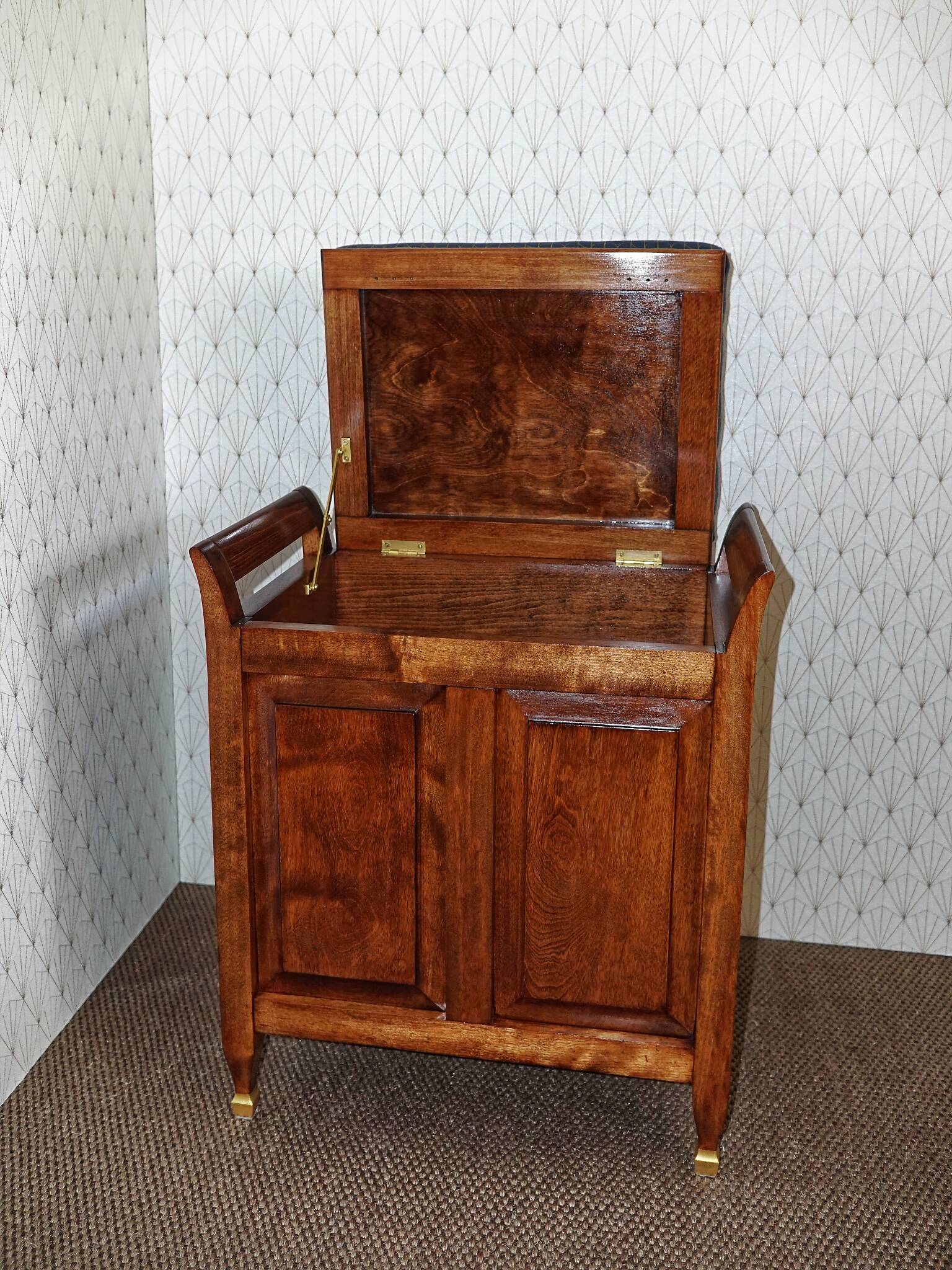 Tabouret coffre
