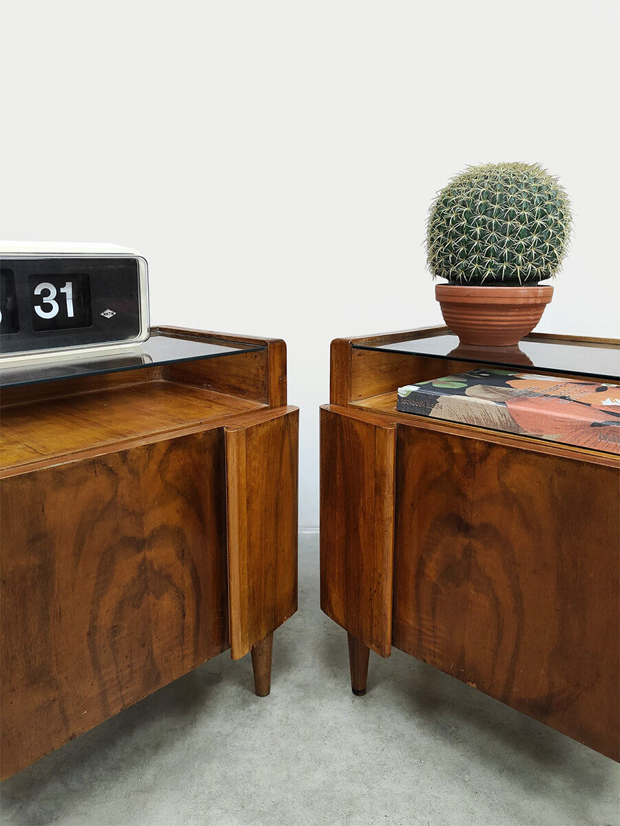 Rare Italian vintage design nightstands