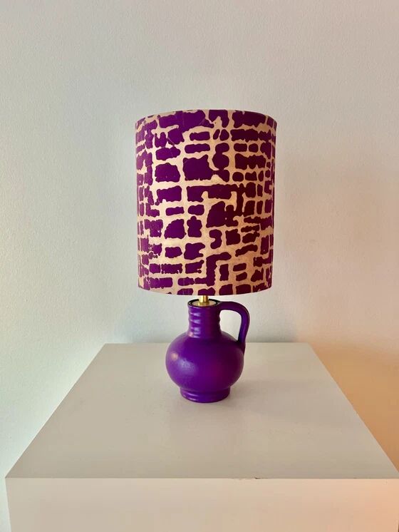 Expressive table lamp in Plum Black made from a vintage design vase by WGP.