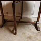 Burgundy wine table, ancient target