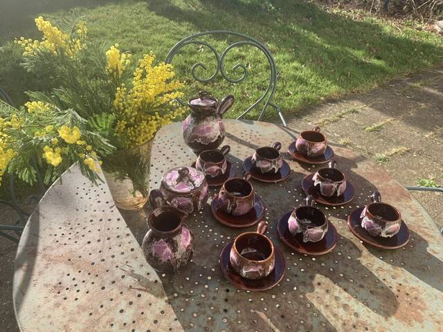 Coffee or tea service in enameled ceramic by Marius Giuge, artisan potter in Vallauris,