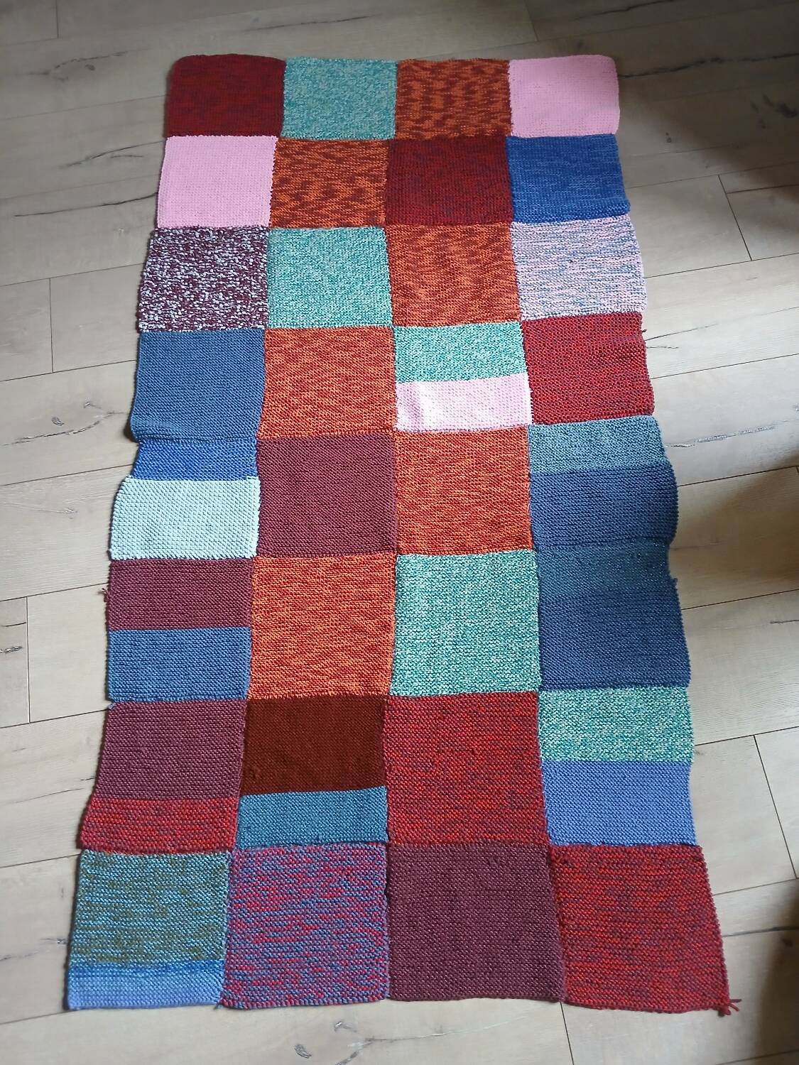 Plaid patchwork hand-knitted