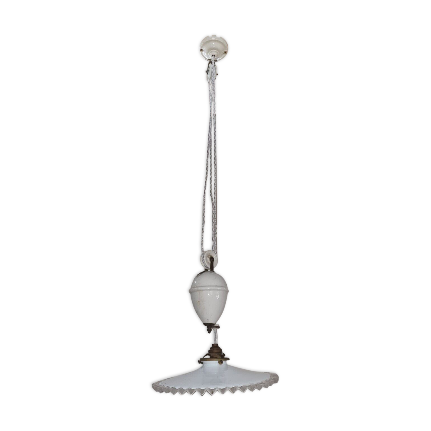 Porcelain rise and fall suspension