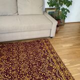 Tapis vintage roumain design marron violet sur fond jaune 185x130cm