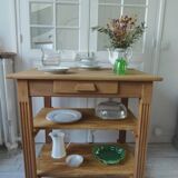 Meuble de métier vintage en chêne sur roulettes, 1 tiroir, 2 tablettes.