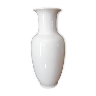 White vase