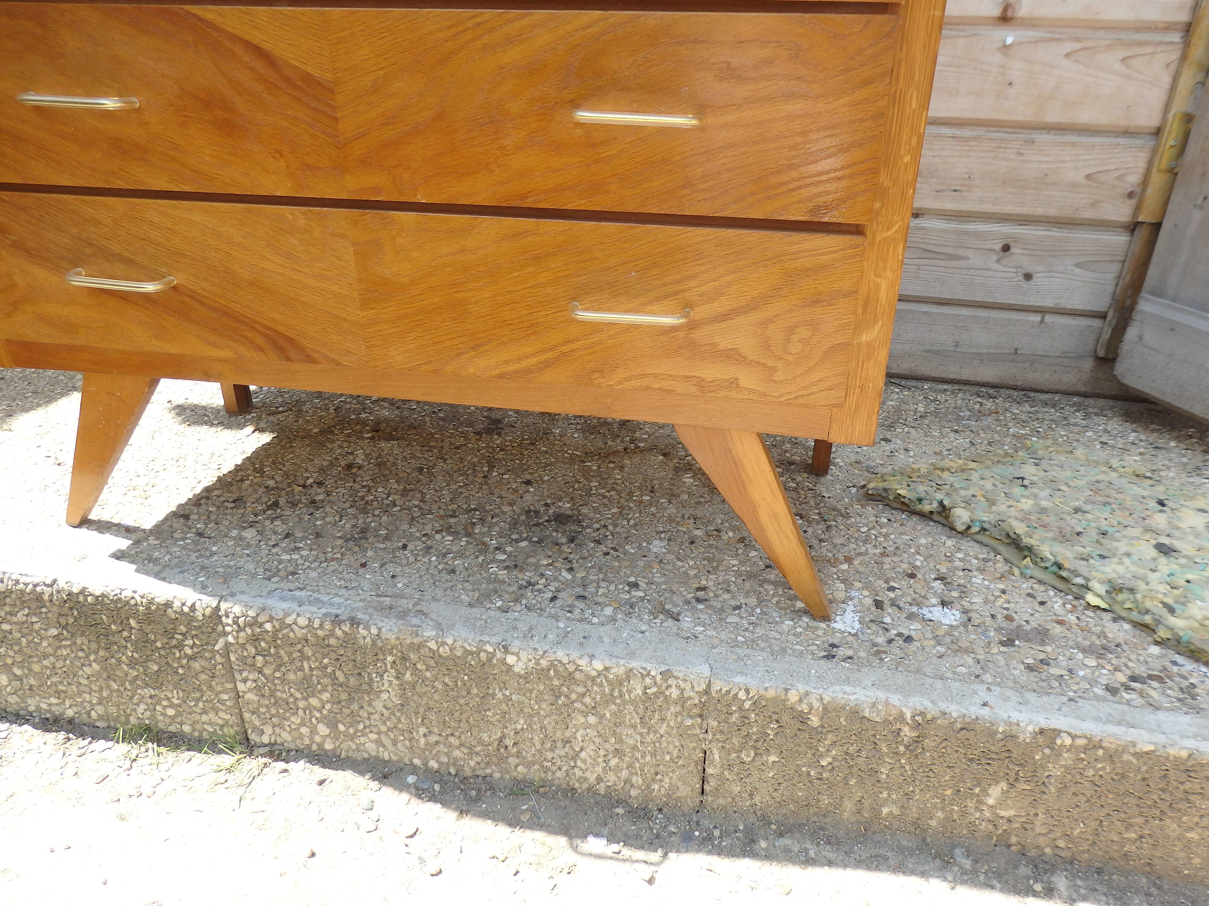 fashionable vintage scandinavian compass feet