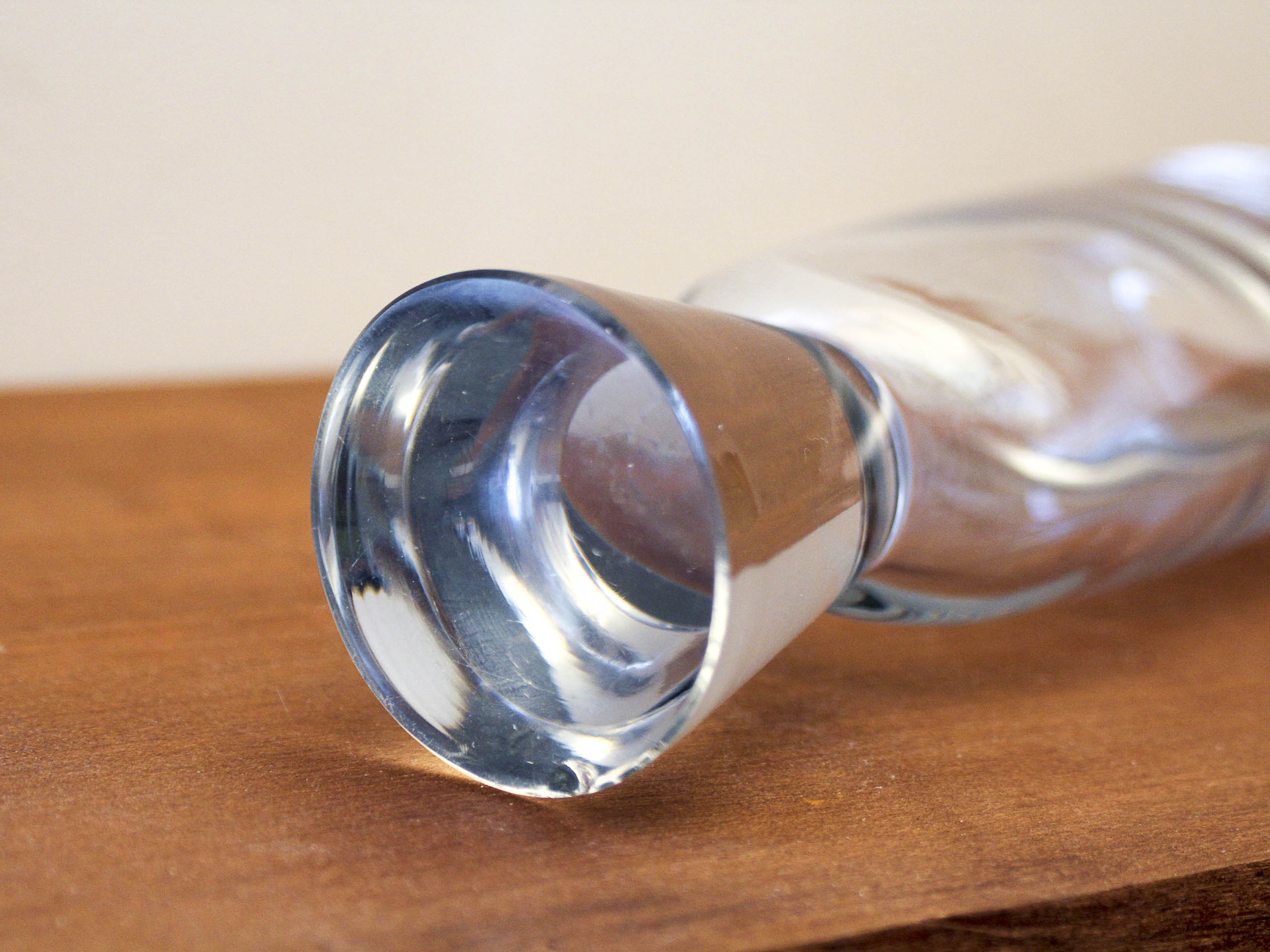 Stand vase in Swedish glassware crystal