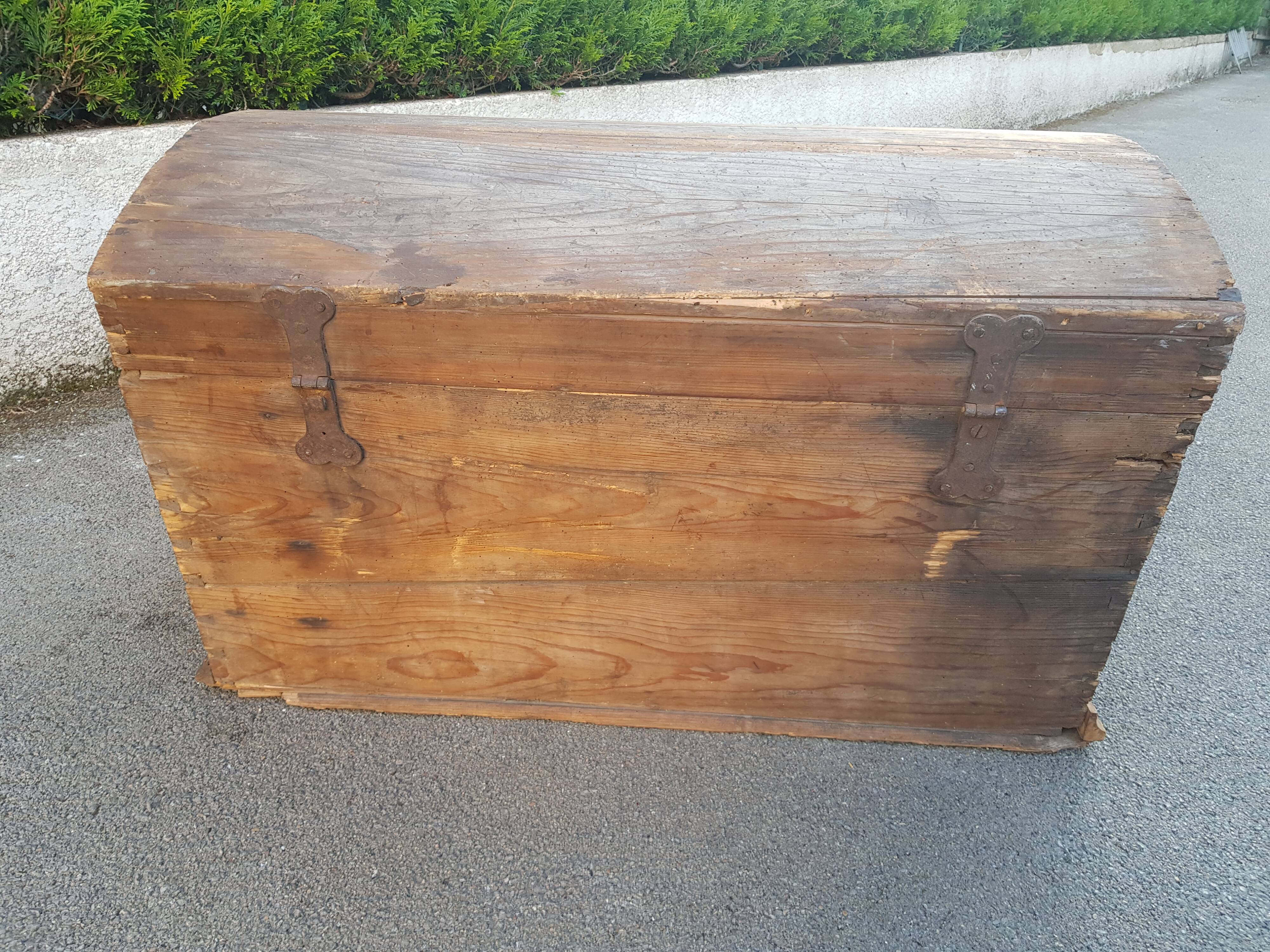 Former bulging privateer's trunk in 18th century fir