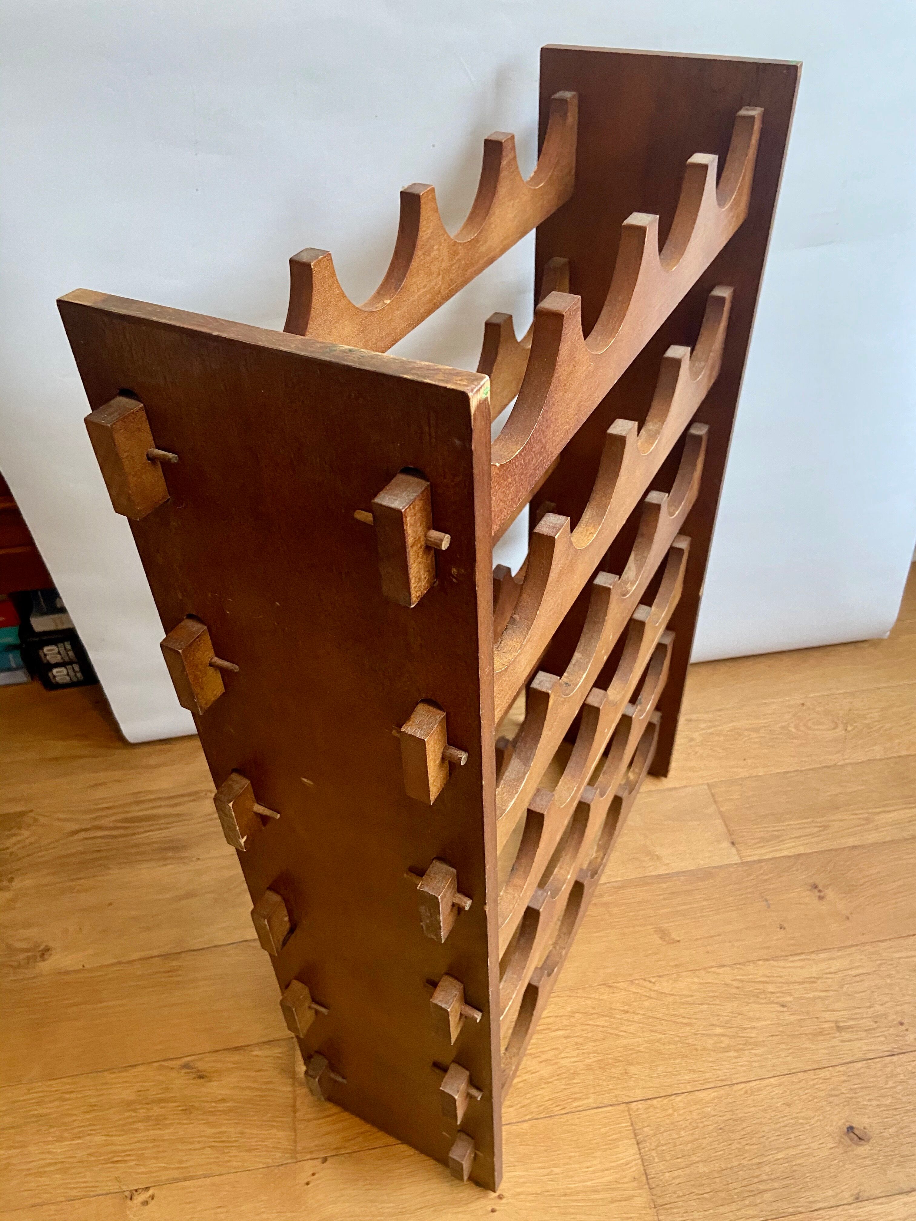 Wooden bottle holder 24 compartments