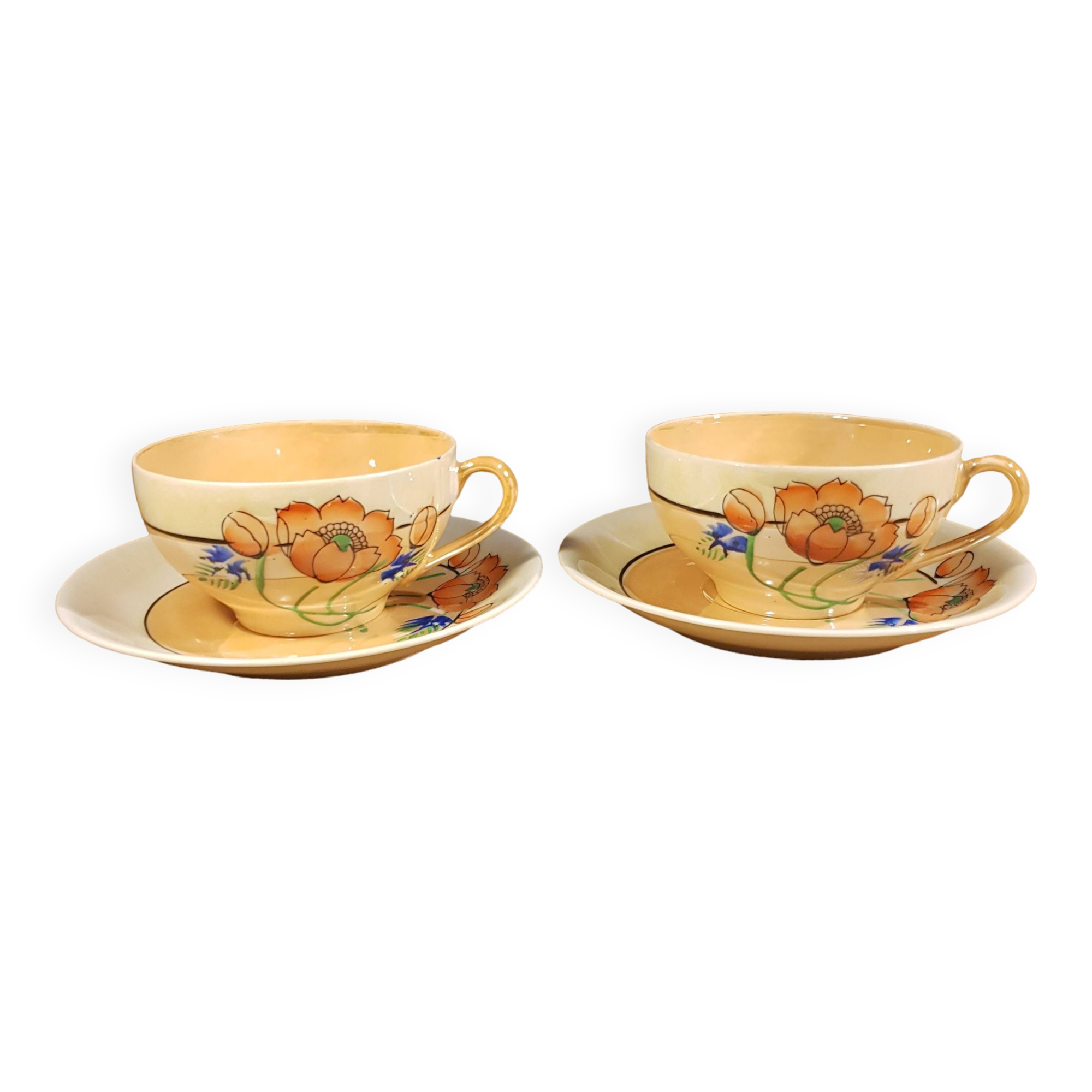 Duo of Japanese tea cups