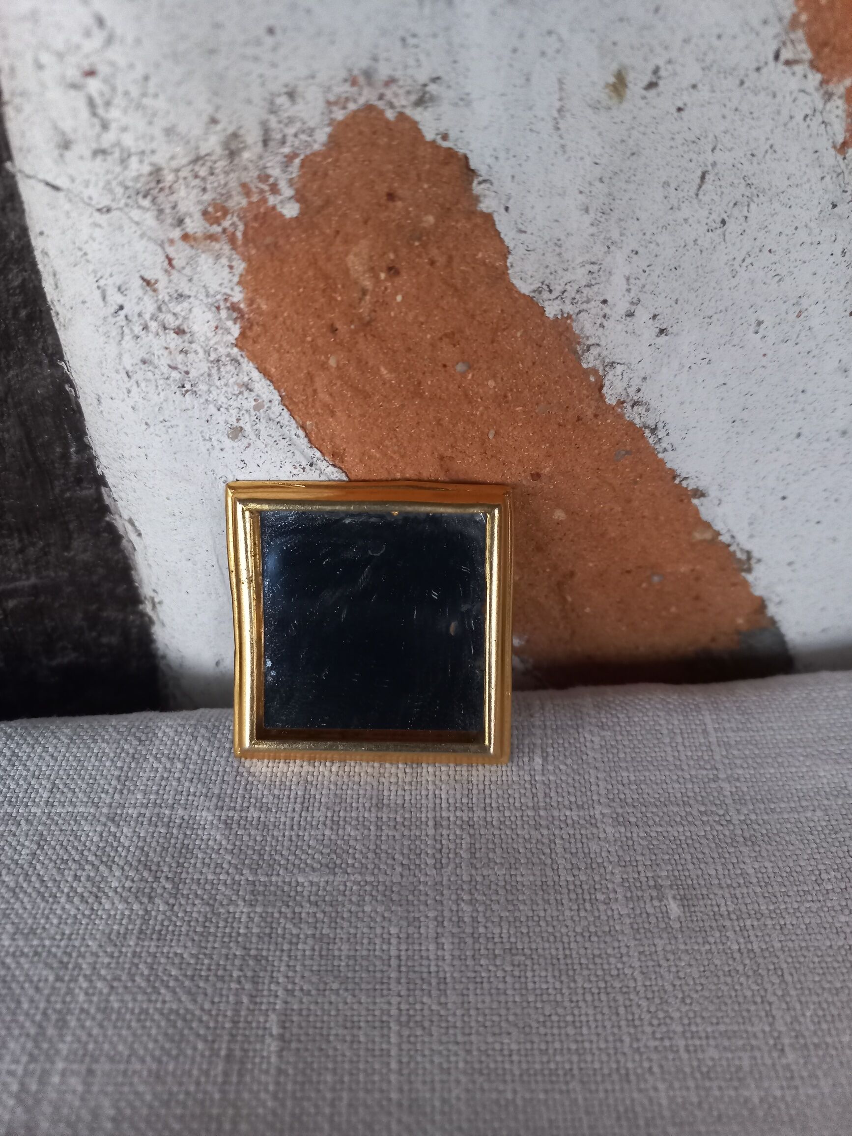 Miroir doré 3,5x3,5cm